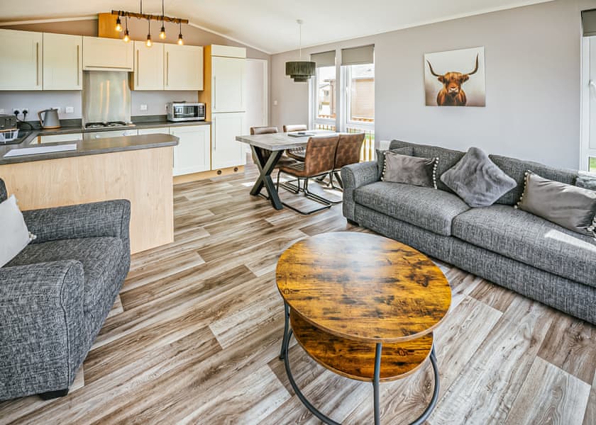 Lake View Lodge 4 Berth - Ream Hills Holiday Park, Weeton, Fylde Coast