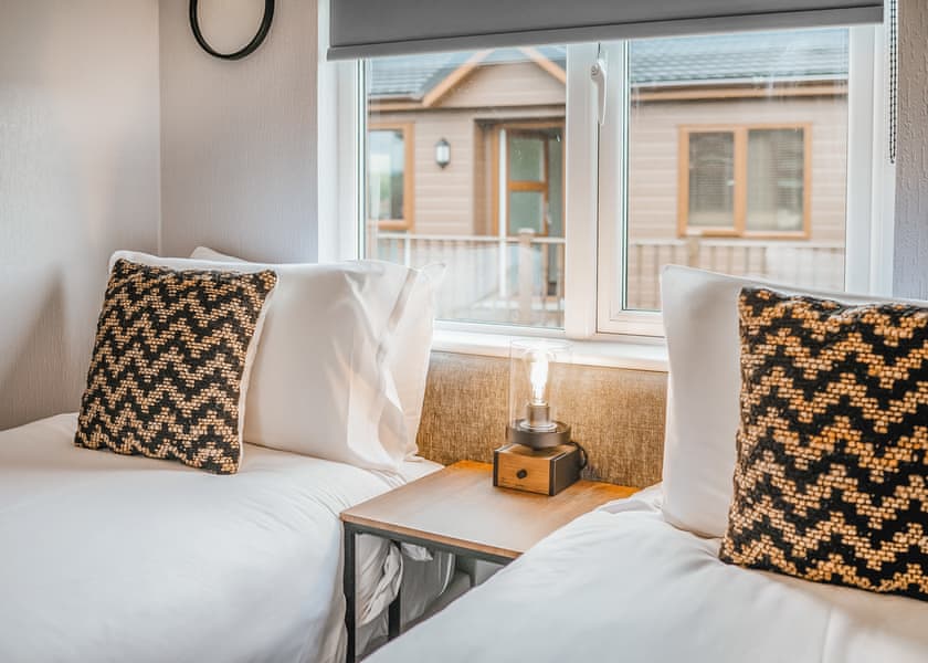 Lake View Lodge 4 Berth - Ream Hills Holiday Park, Weeton, Fylde Coast