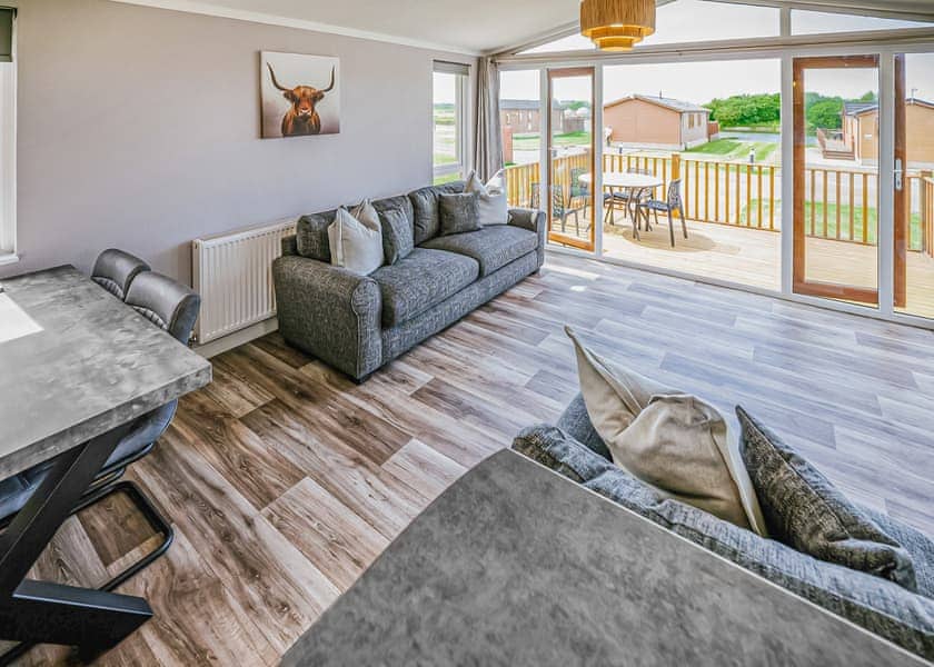 Woodland View Lodge - Ream Hills Holiday Park, Weeton, Fylde Coast