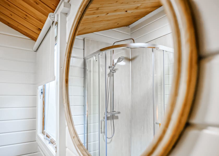 Pawprint Chalet - Ream Hills Holiday Park, Weeton, Fylde Coast