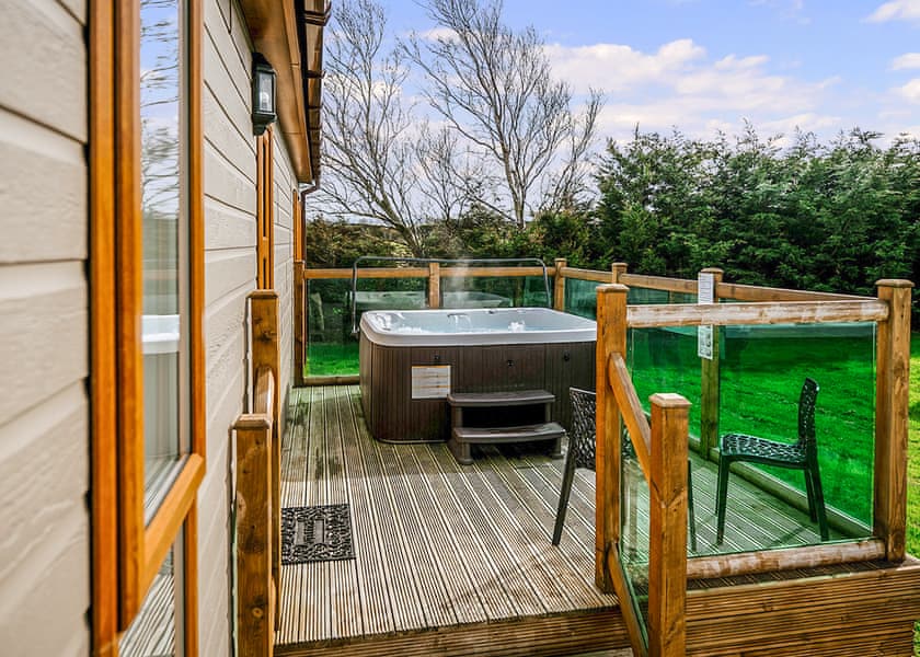 Woodland View Lodge 6 - Ream Hills Holiday Park, Weeton, Fylde Coast