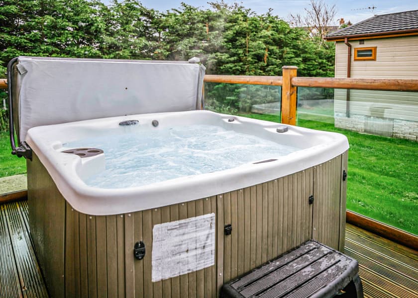 Woodland View Lodge 6 - Ream Hills Holiday Park, Weeton, Fylde Coast