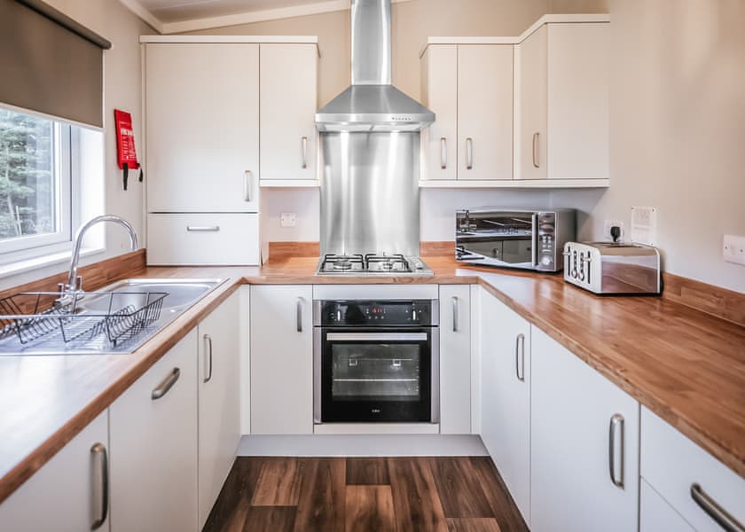 Woodland View Lodge 6 - Ream Hills Holiday Park, Weeton, Fylde Coast