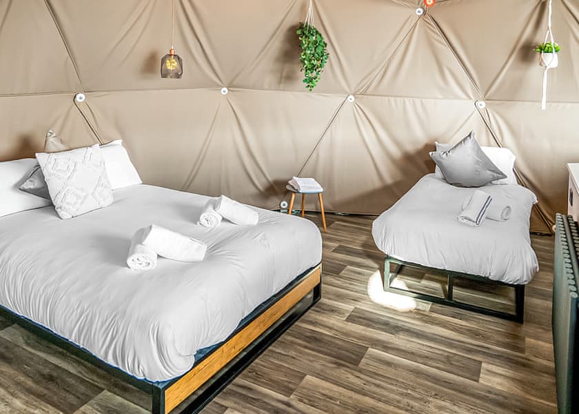 Geodesic Dome 4 Berth - Ream Hills Holiday Park, Weeton, Fylde Coast