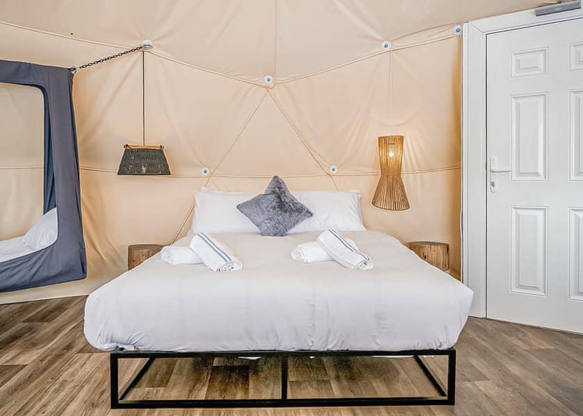 Geodesic Dome 6 Berth - Ream Hills Holiday Park, Weeton, Fylde Coast
