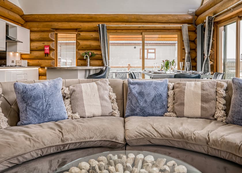 Cedar Woodland View 8+ Log Cabin - Ream Hills Holiday Park, Weeton, Fylde Coast