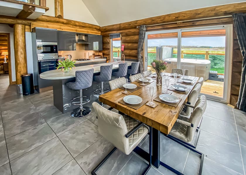 Cedar Lakeside 8+ Log Cabin - Ream Hills Holiday Park, Weeton, Fylde Coast