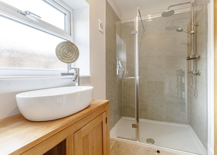 Great Barn - Redbrick Woodland Lodges, Edwinstowe