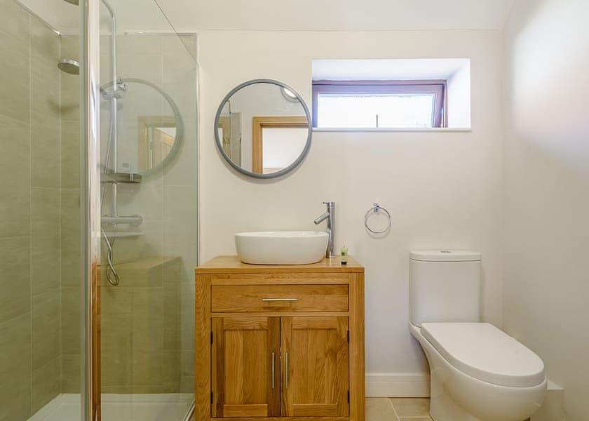 Pine Cottage - Redbrick Woodland Lodges, Edwinstowe