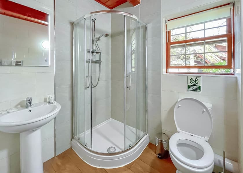 Moshannan Lodge - Redbrick Woodland Lodges, Edwinstowe