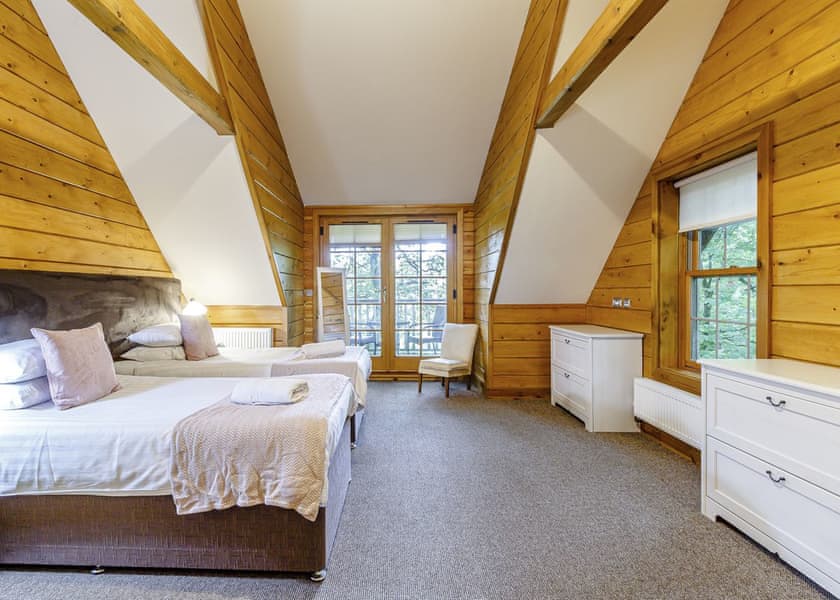 Lakeview Lodge - Redbrick Woodland Lodges, Edwinstowe