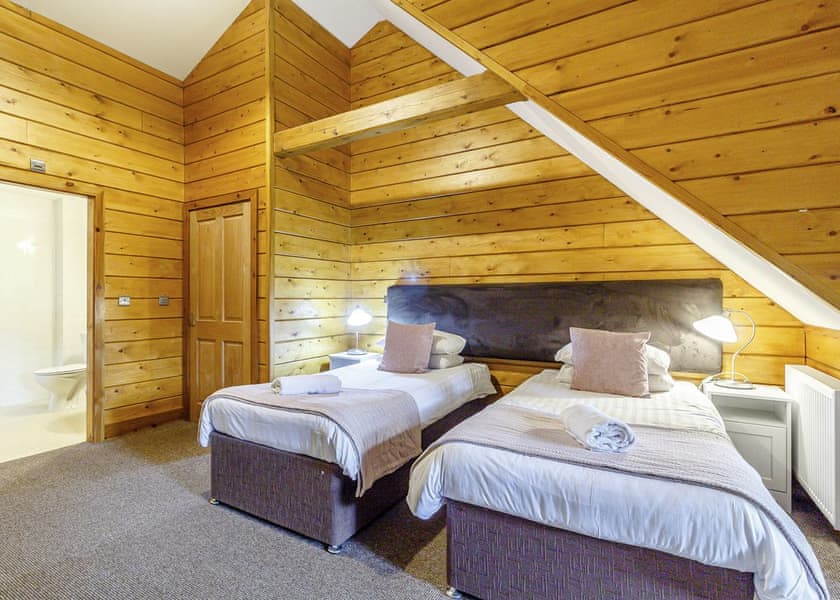 Lakeview Lodge - Redbrick Woodland Lodges, Edwinstowe