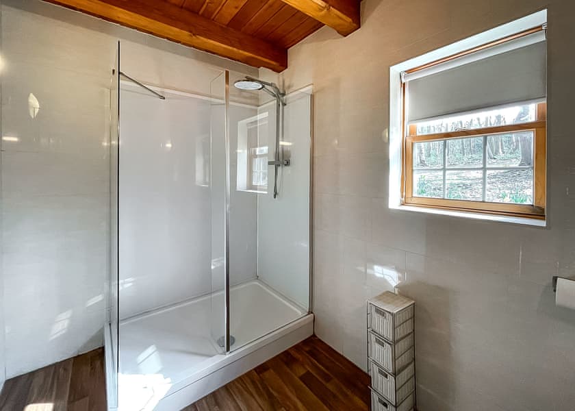 Lakeview Lodge - Redbrick Woodland Lodges, Edwinstowe