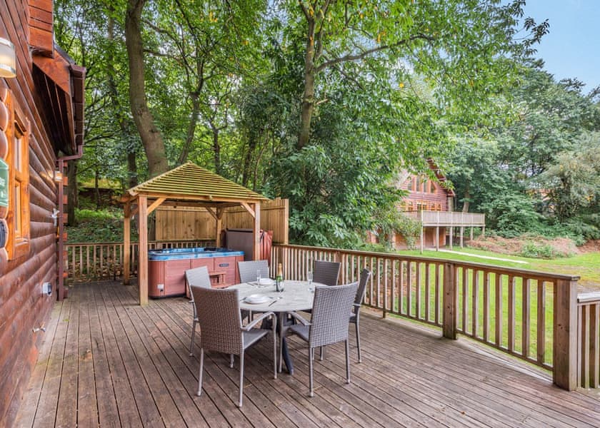 Oakridge Lodge - Redbrick Woodland Lodges, Edwinstowe