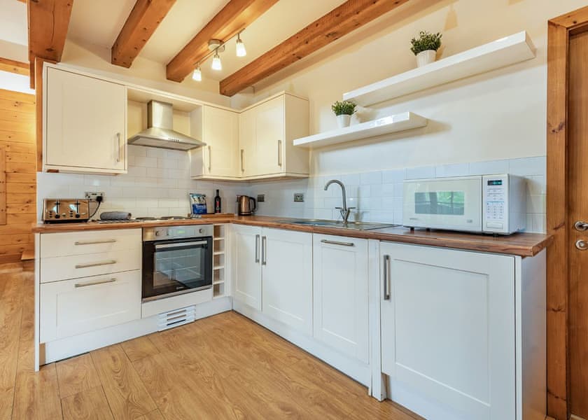 Oakridge Lodge - Redbrick Woodland Lodges, Edwinstowe