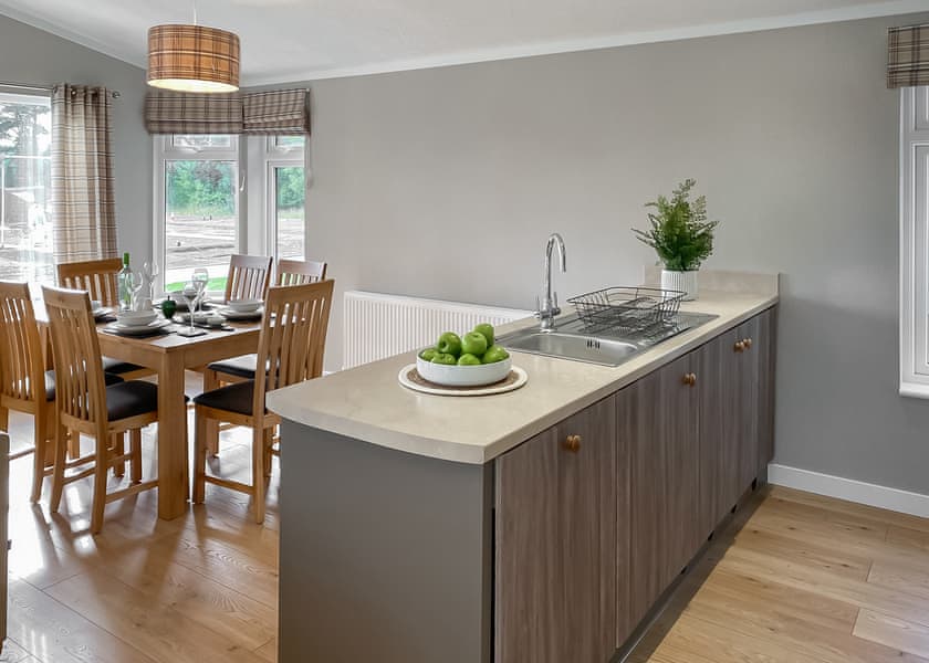 Esk Lodge VIP - Ruthven Falls, Ruthven