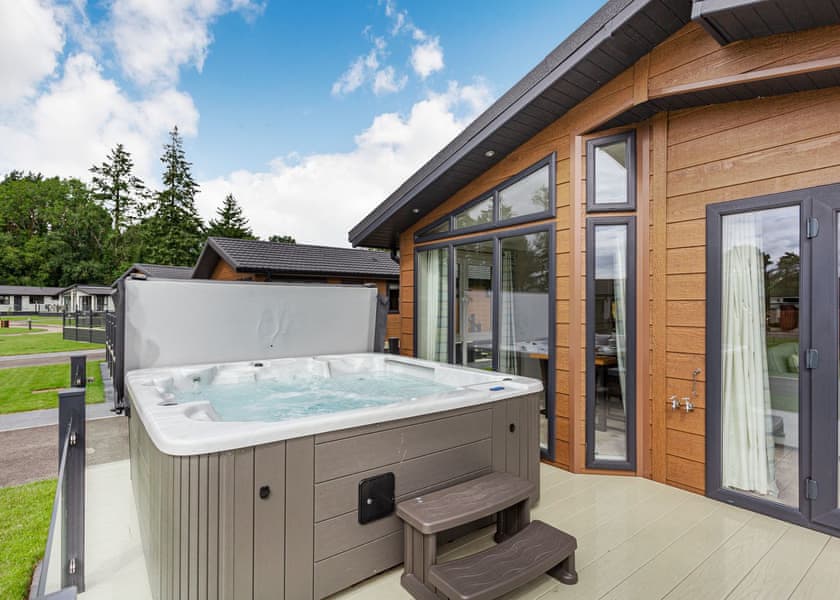 Earn Lodge VIP Pets - Ruthven Falls, Ruthven