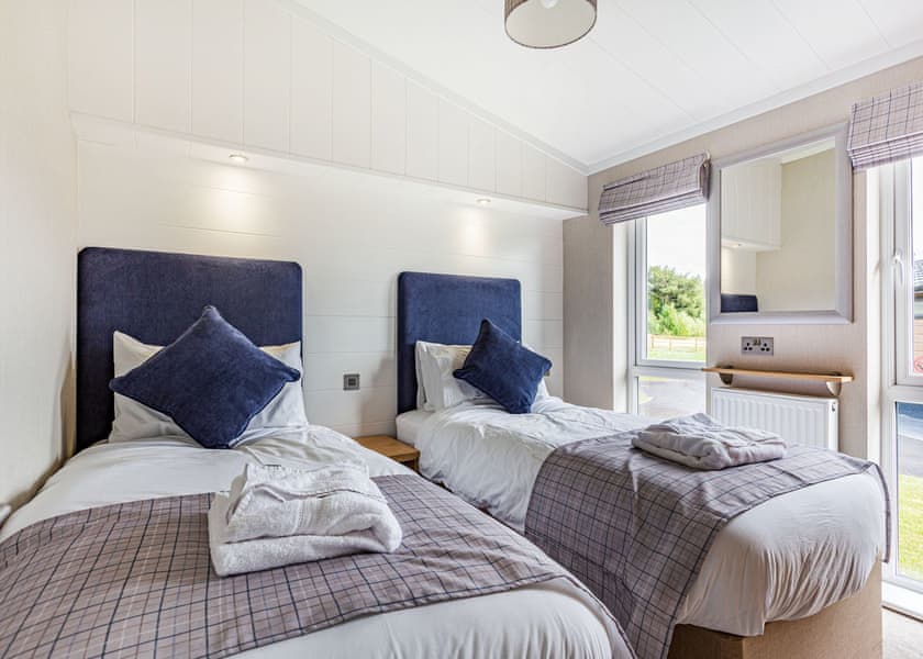 Earn Lodge VIP - Ruthven Falls, Ruthven