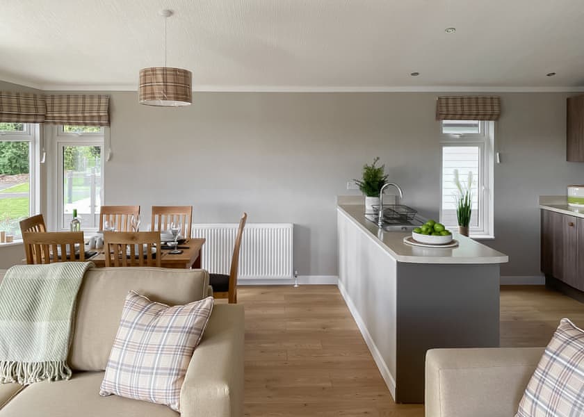 Esk Lodge VIP Pets - Ruthven Falls, Ruthven