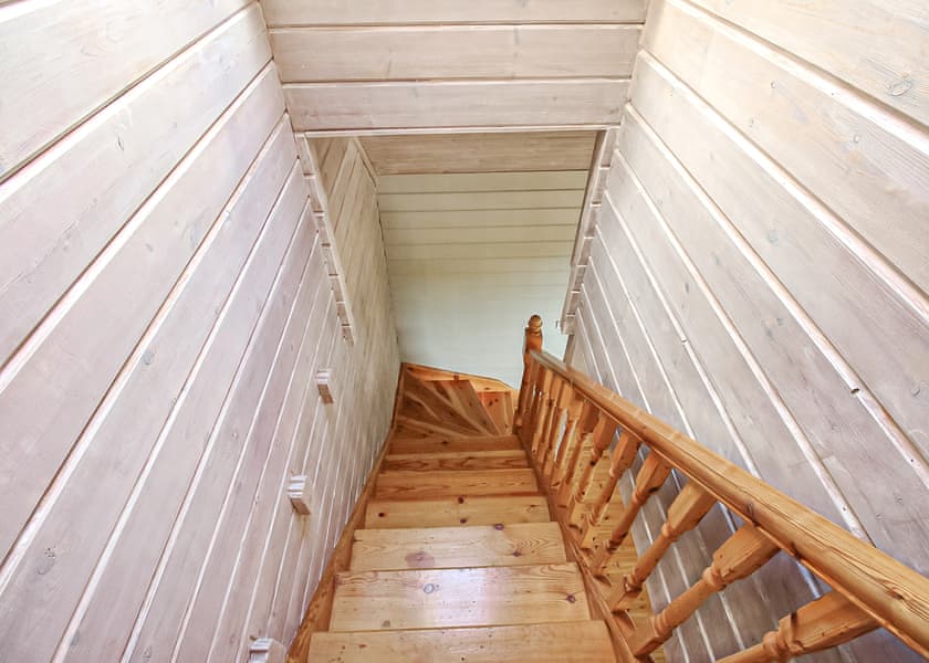 Kestrel VIP, Kestrel VIP (Pet) - Penrhos Park, Llanrhystud, Cardiganshire