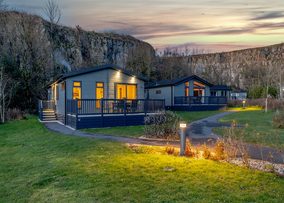 Rivendale Lodge Retreat - Holiday lodge in Central England - Image 1