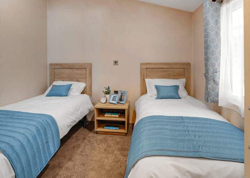 Limetree Lodge 3 Hot Tub - Wooler Riverside Holiday Park, Wooler