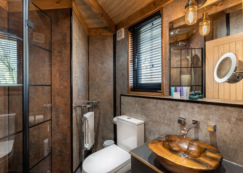 Hartington Treehouses - Rivendale Lodge Retreat, Ashbourne