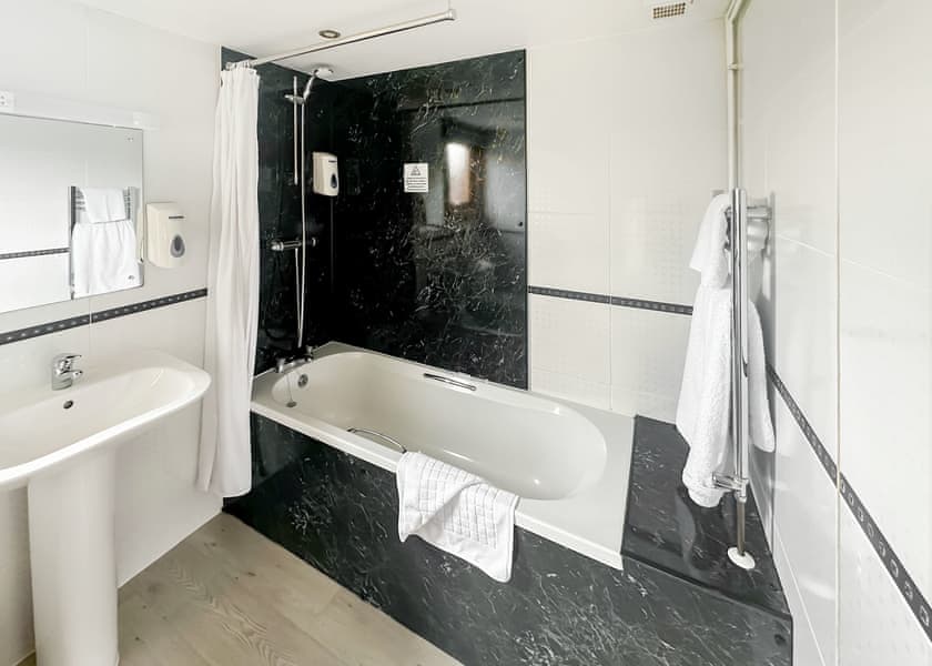 Rutland Lodge (Pet) - Rutland Lodges at Greetham Valley, Greetham