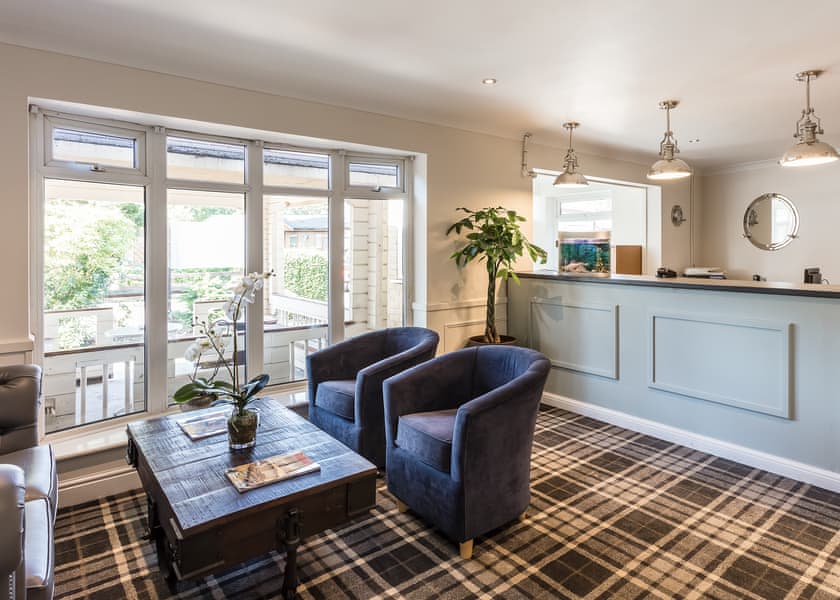 Roydon Marina Village, Roydon