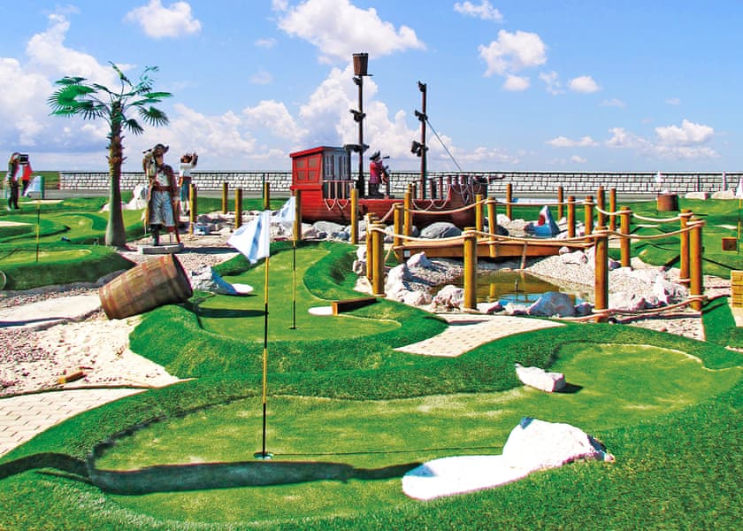 Crazy golf
