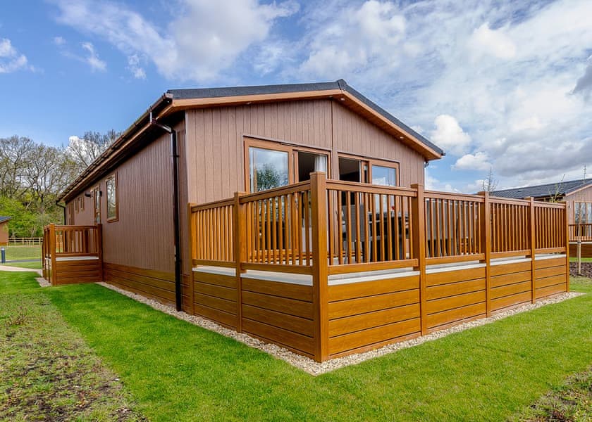 The Alwalton Landal Rockingham Forest Holiday Parks Book Online