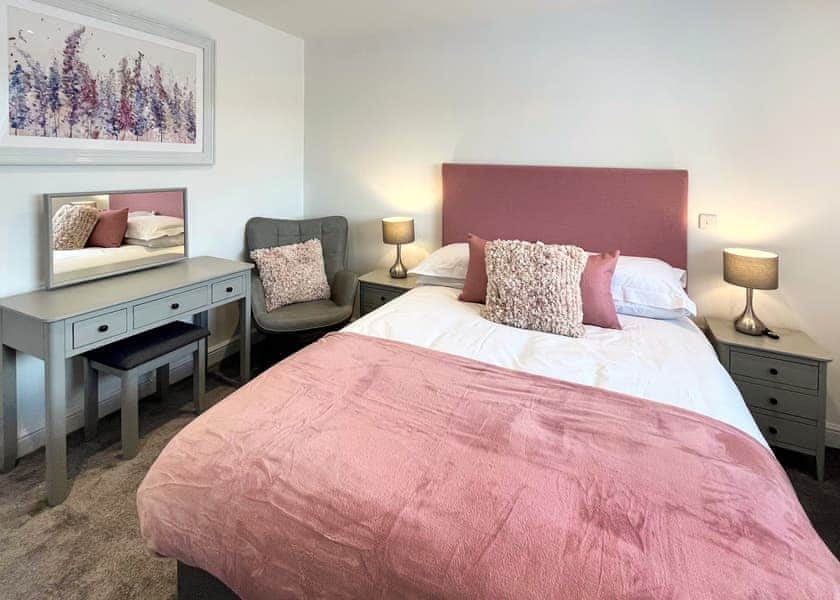 Kingfisher4 Bed House - Rookery Manor Cottages, Edingworth, Weston-super-Mare