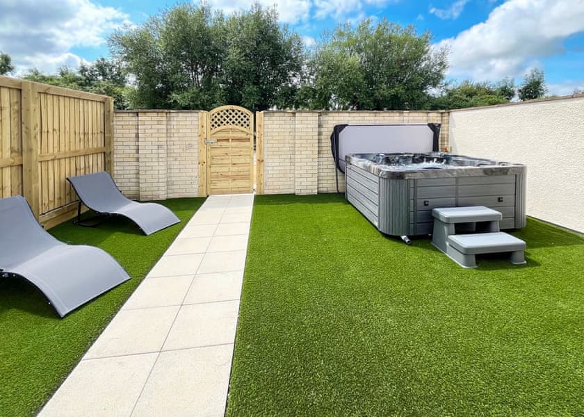 Heron2 Bed House Pet - Rookery Manor Cottages, Edingworth, Weston-super-Mare