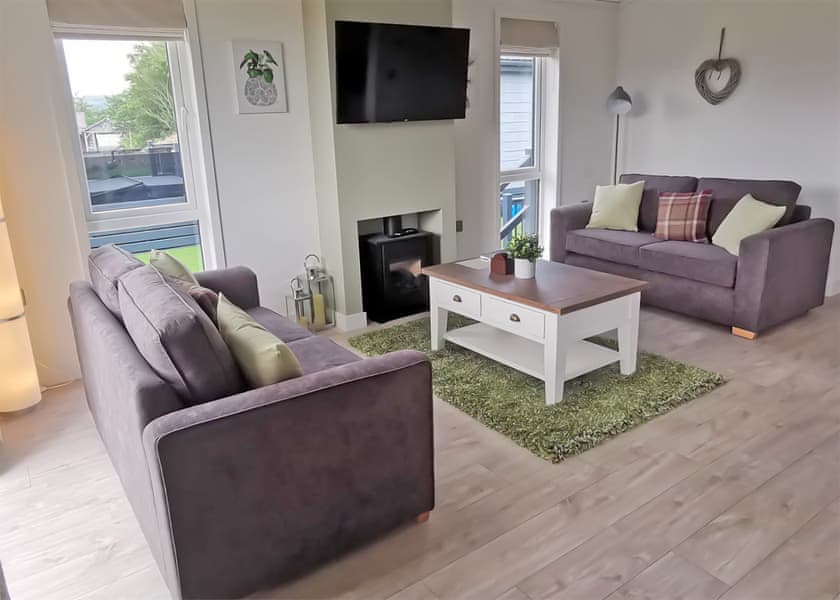 Plum Lodge - Rookery Manor Lodges, Edingworth