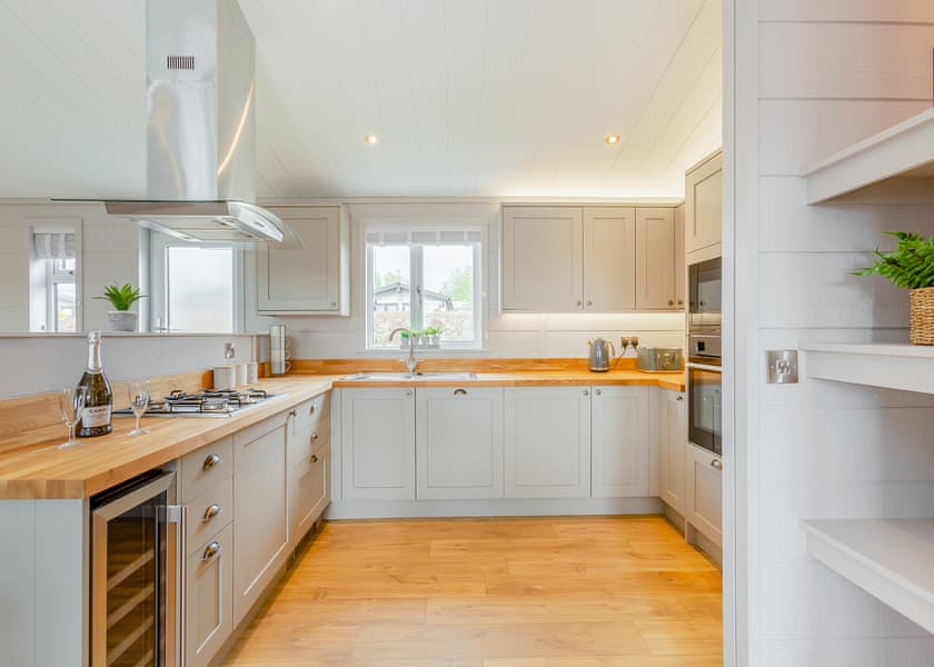 Holly Luxury Lodge - Rookery Manor Lodges, Edingworth