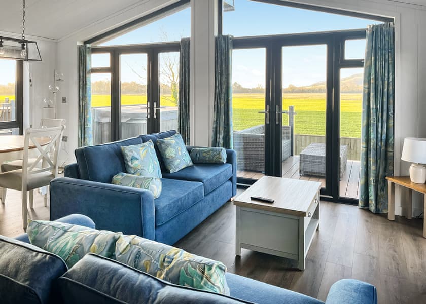 Cedar Lodge - Rookery Manor Lodges, Edingworth