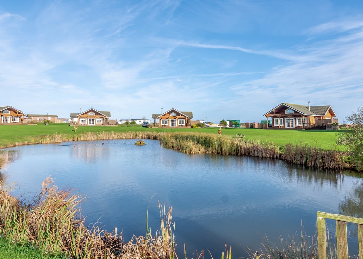 Hornsea Lakeside Lodges - Holiday Lodge in Yorkshire - Image 1