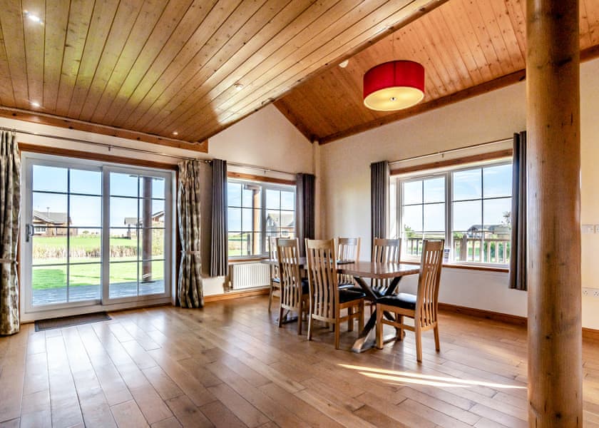 Dovetail Lodge - Hornsea Lakeside Lodges, Hornsea