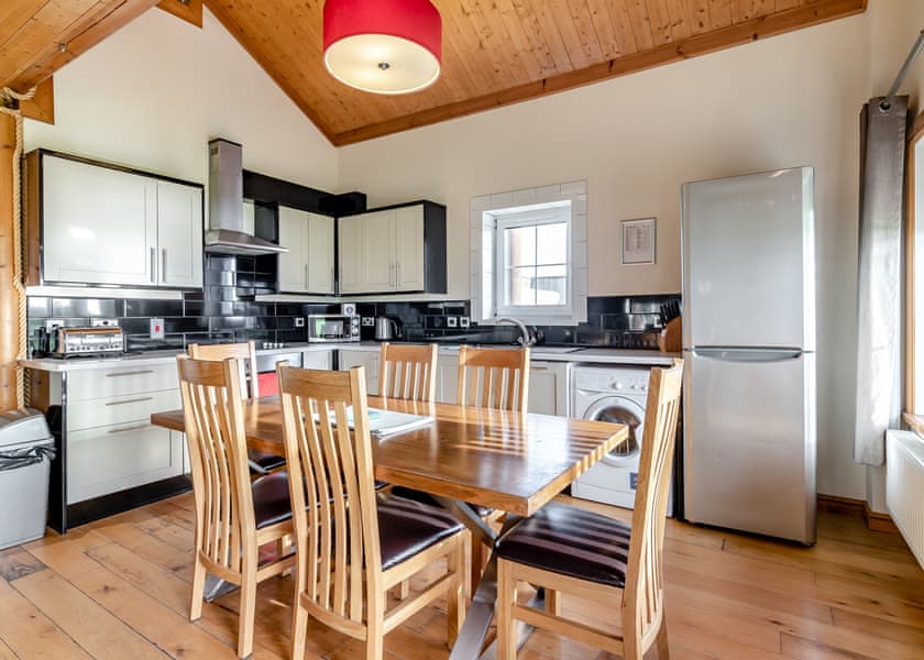 Sandpiper Lodge - Hornsea Lakeside Lodges, Hornsea