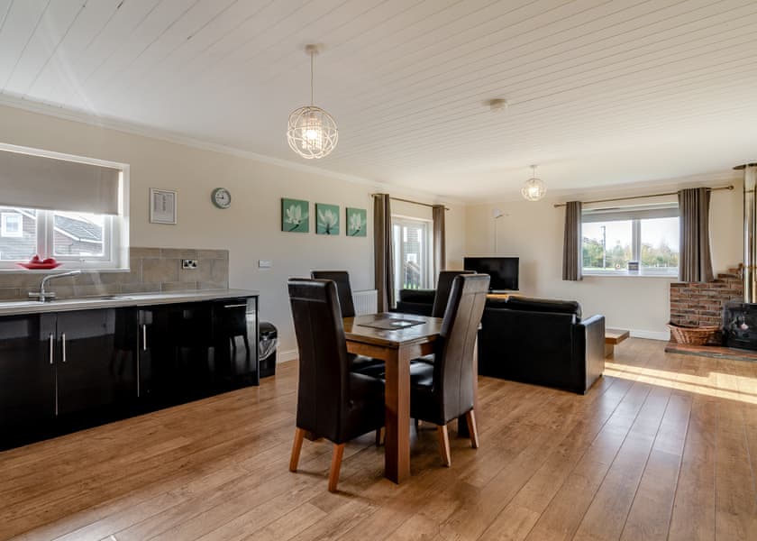 Kingfisher Lodge - Hornsea Lakeside Lodges, Hornsea