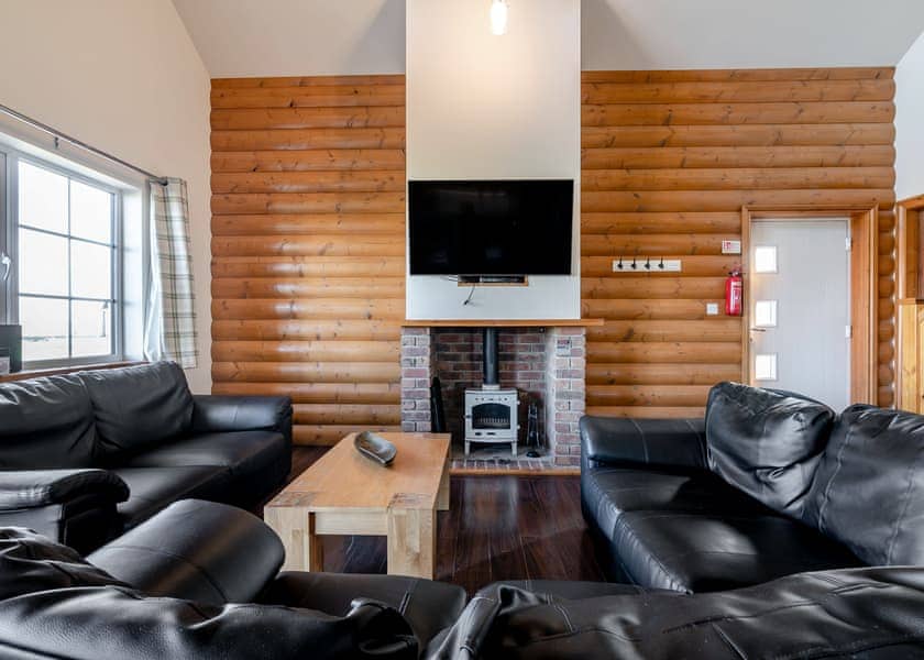 Skylark Lodge - Hornsea Lakeside Lodges, Hornsea