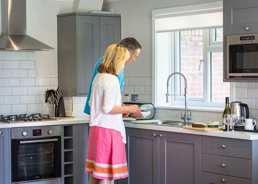 Typical Premium Cottage VIP 3 | Exclusive Island Cottage 6 Bth 3 Bed Hot Tub MS - The Lakes Rookley, Rookley Village