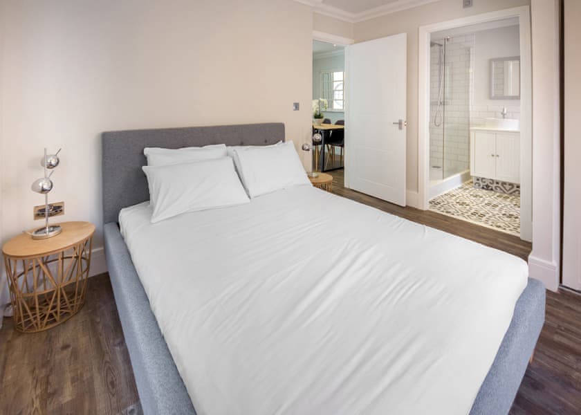 Typical Premium Cottage VIP 3 | Exclusive Island Cottage 6 Bth 3 Bed Hot Tub MS - The Lakes Rookley, Rookley Village