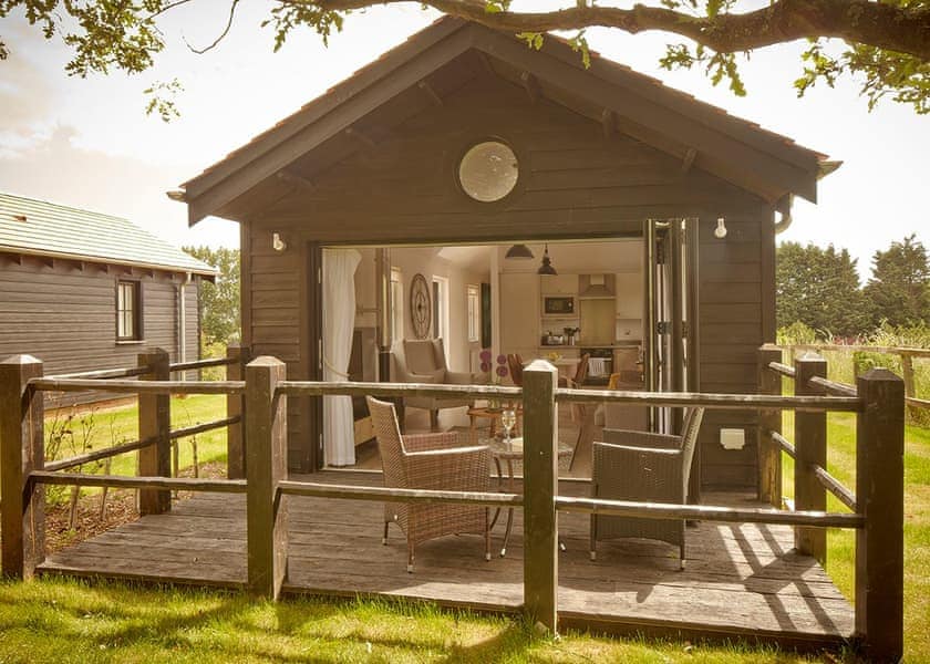 Exclusive The Lakehouse 4 Berth (Pet) - The Lakes Rookley, Rookley Village