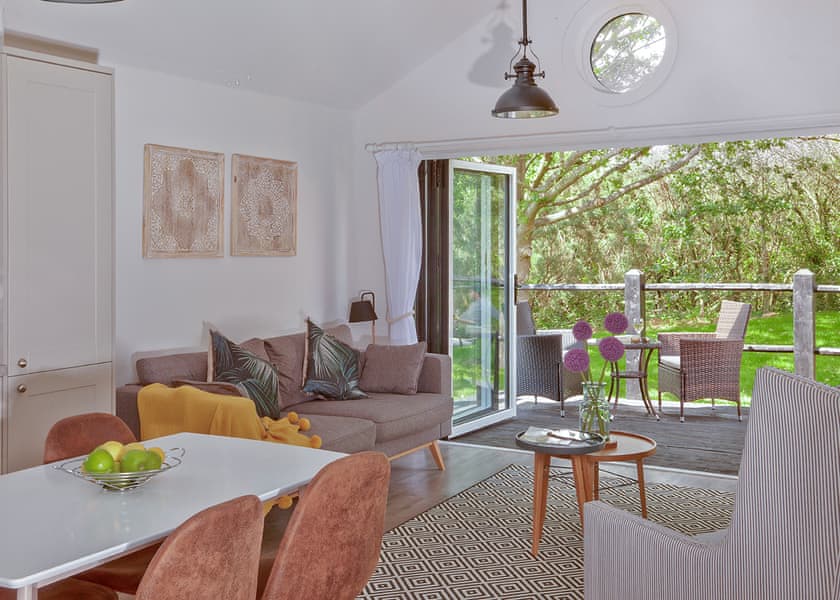 Exclusive The Lakehouse 4 Berth (Pet) - The Lakes Rookley, Rookley Village