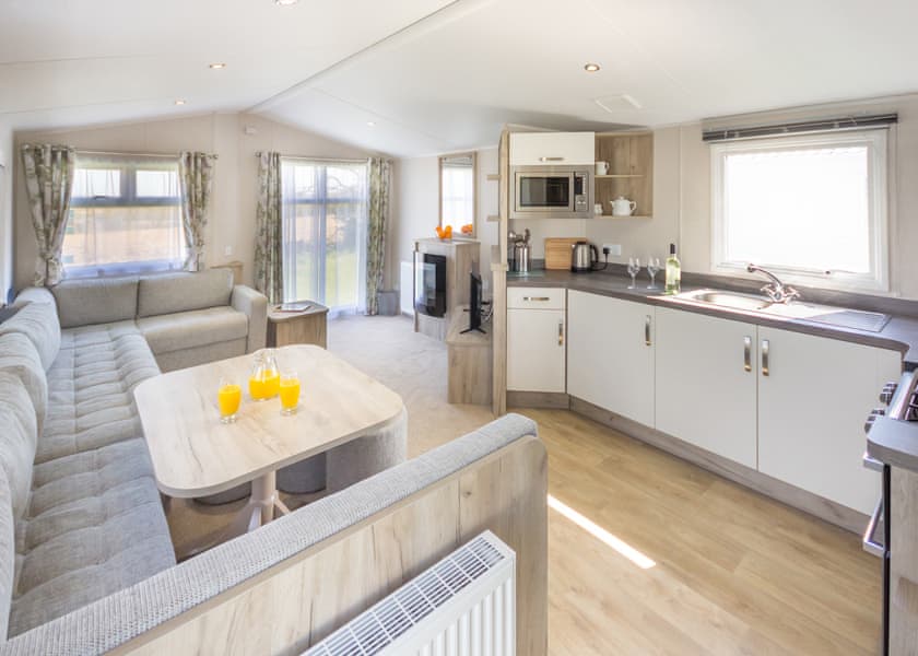 4 Berth Superior Caravan A (Pet) - The Lakes Rookley, Rookley Village