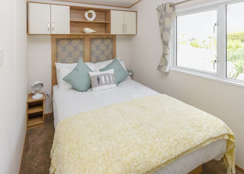6 Berth Luxury Caravan 3 Bed with Hot Tub A - The Lakes Rookley, Rookley Village