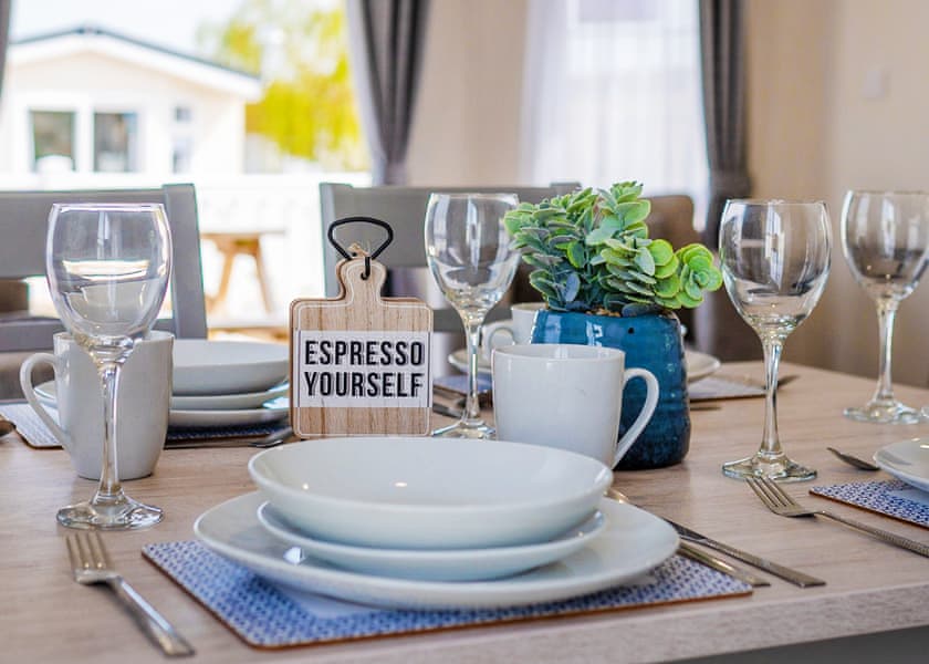 Signature 2 Bed Caravan Pet - Wild Rose Holiday Park, Ormside, Appleby-in-Westmorland