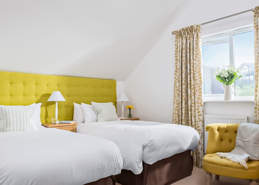 8 berth luxury wooden lodge Pet - Retallack Resort, St Columb Major