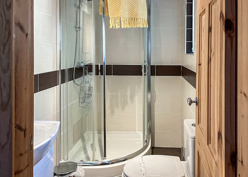 Heronsview - Rudyard Lake Lodges, Nr Leek